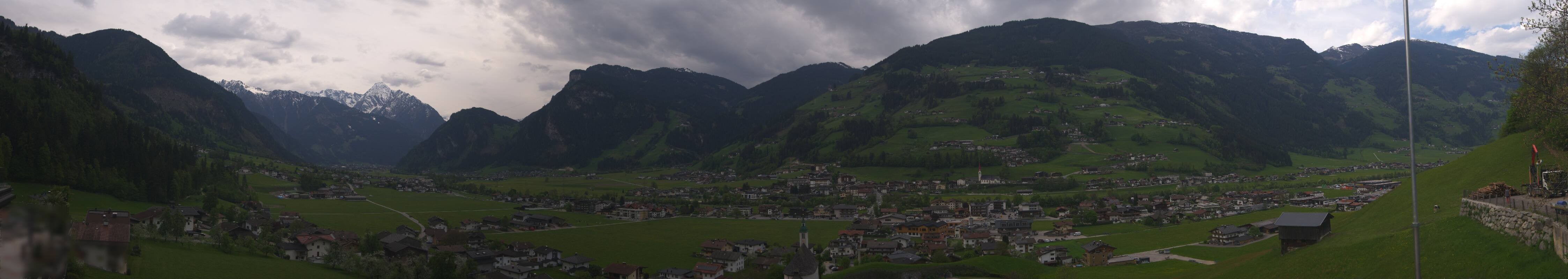 Archiv Foto Webcam Blick von Bichl auf Mayrhofen