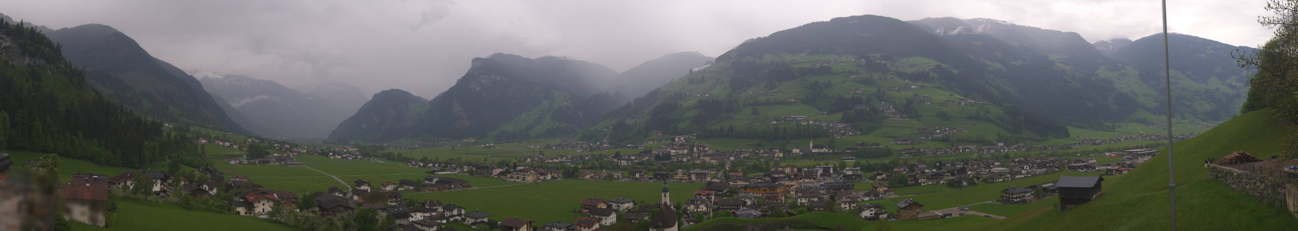 Archiv Foto Webcam Blick von Bichl auf Mayrhofen