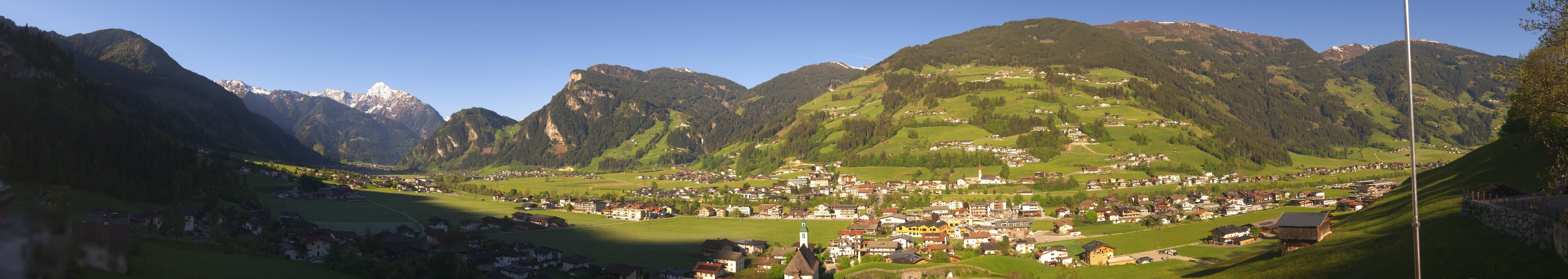 Archiv Foto Webcam Blick von Bichl auf Mayrhofen