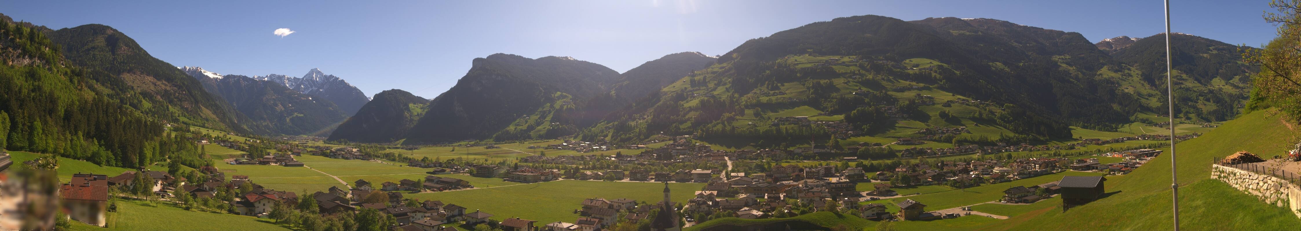 Archiv Foto Webcam Blick von Bichl auf Mayrhofen