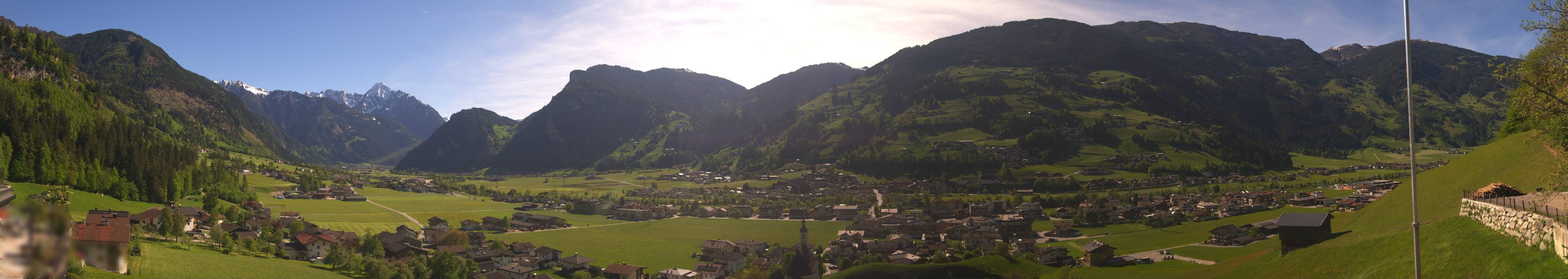 Archiv Foto Webcam Blick von Bichl auf Mayrhofen