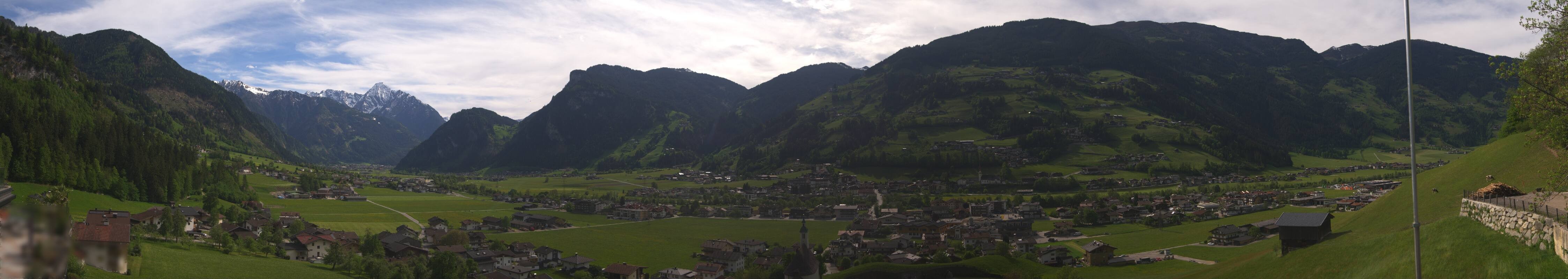 Archiv Foto Webcam Blick von Bichl auf Mayrhofen
