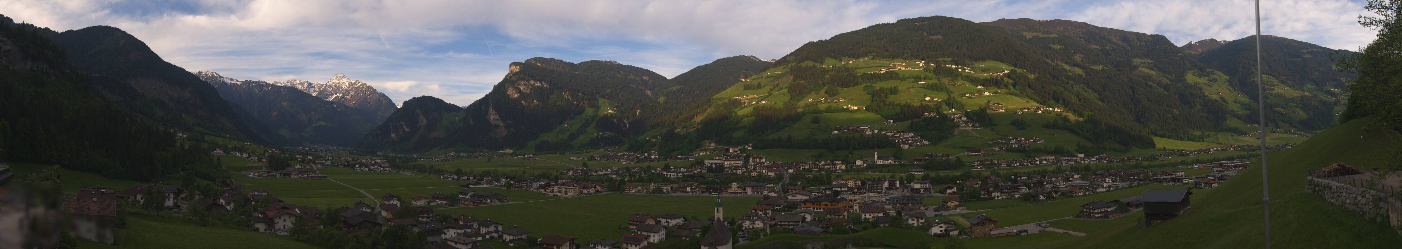 Archiv Foto Webcam Blick von Bichl auf Mayrhofen