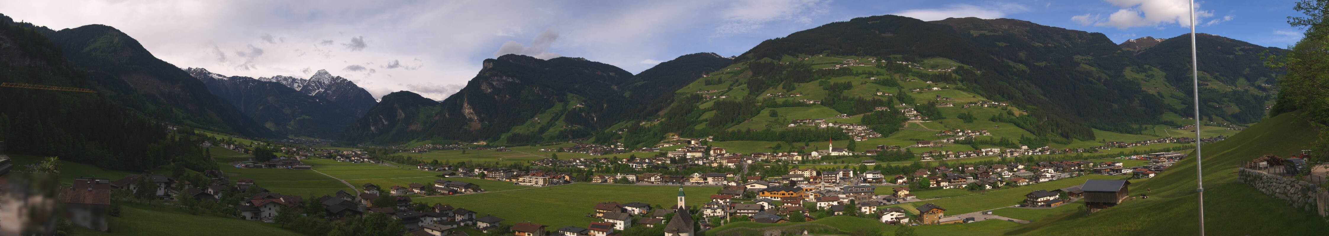 Archiv Foto Webcam Blick von Bichl auf Mayrhofen