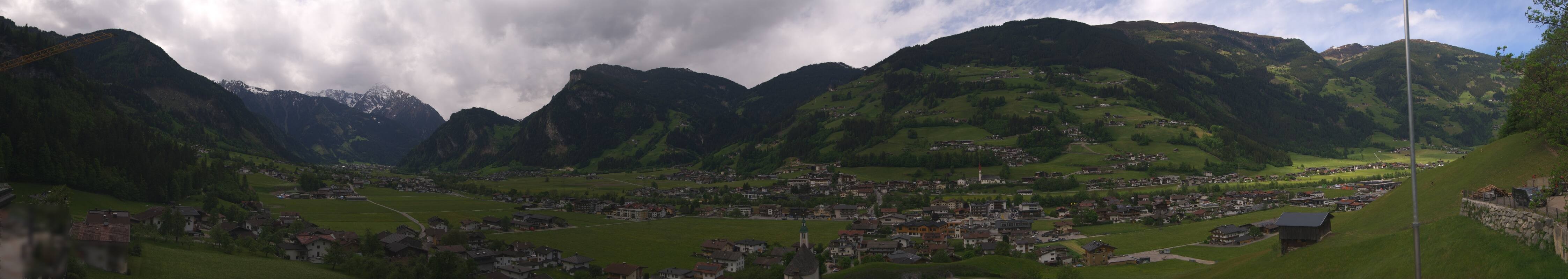 Archiv Foto Webcam Blick von Bichl auf Mayrhofen