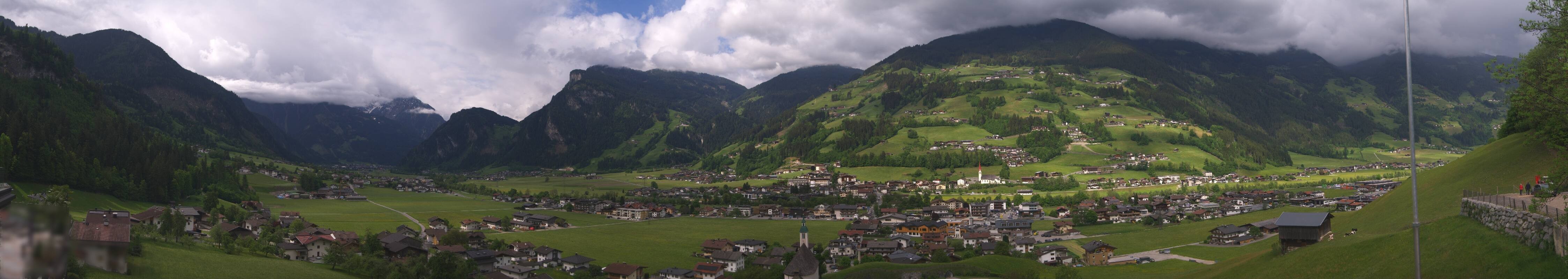 Archiv Foto Webcam Blick von Bichl auf Mayrhofen