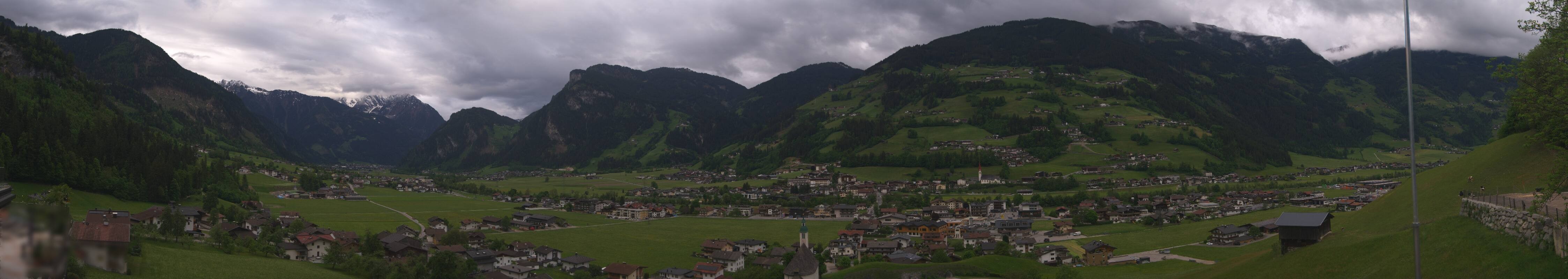 Archiv Foto Webcam Blick von Bichl auf Mayrhofen