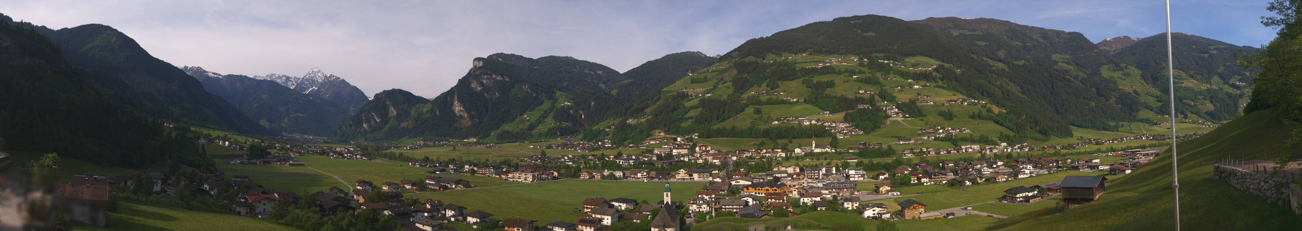 Archiv Foto Webcam Blick von Bichl auf Mayrhofen