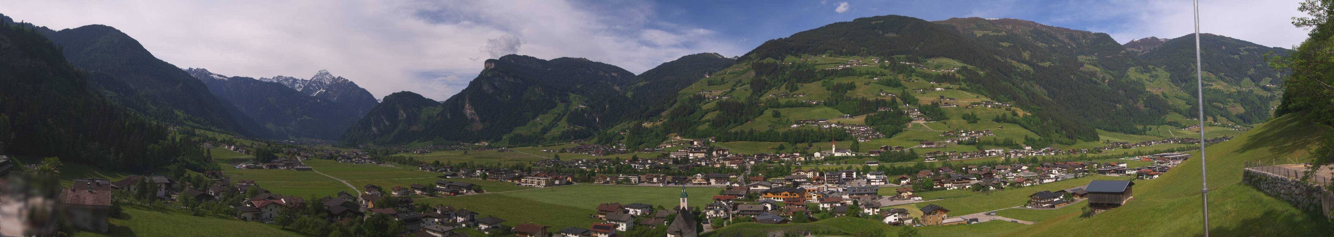 Archiv Foto Webcam Blick von Bichl auf Mayrhofen