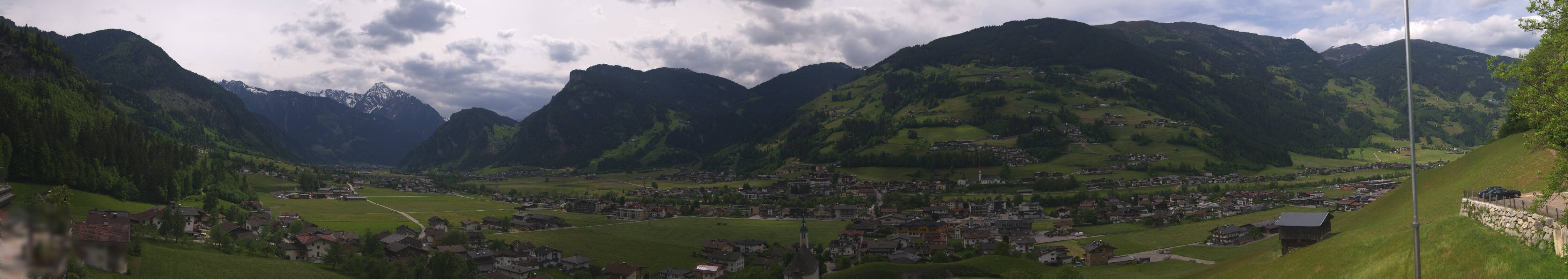 Archiv Foto Webcam Blick von Bichl auf Mayrhofen