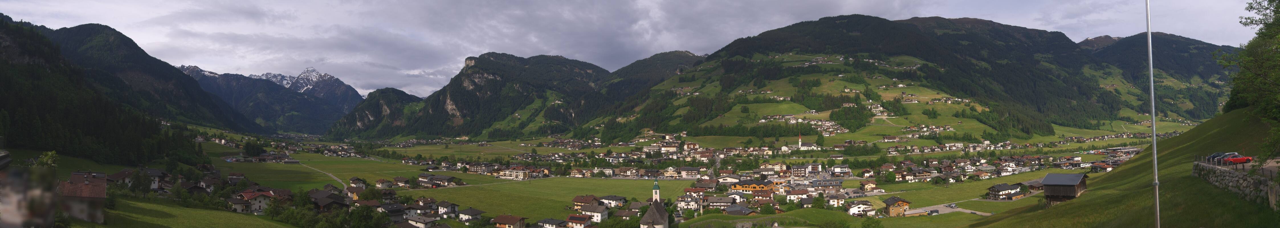 Archiv Foto Webcam Blick von Bichl auf Mayrhofen