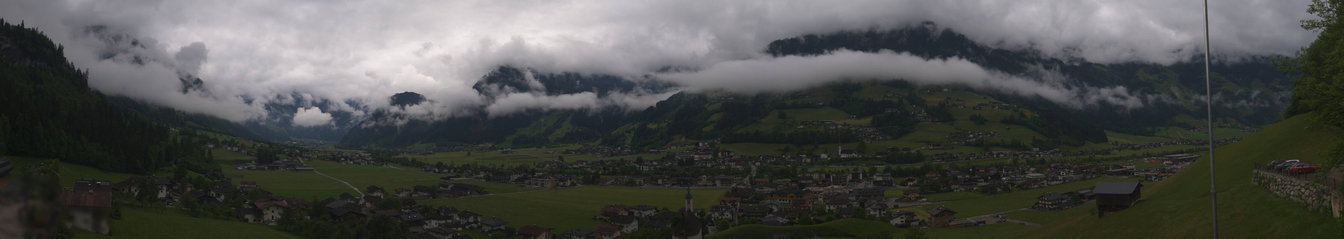 Archiv Foto Webcam Blick von Bichl auf Mayrhofen