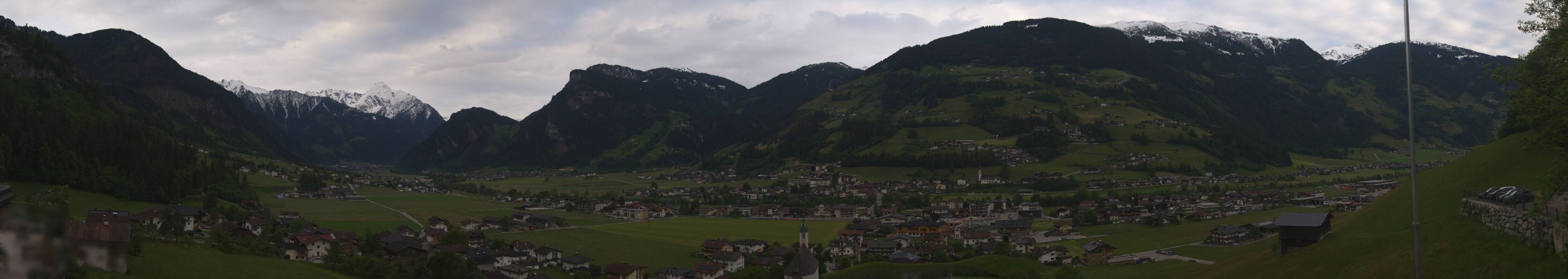 Archiv Foto Webcam Blick von Bichl auf Mayrhofen