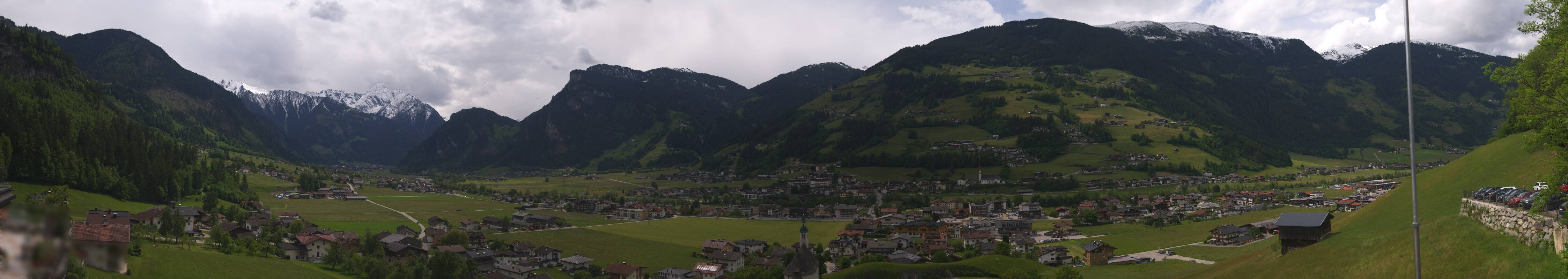 Archiv Foto Webcam Blick von Bichl auf Mayrhofen