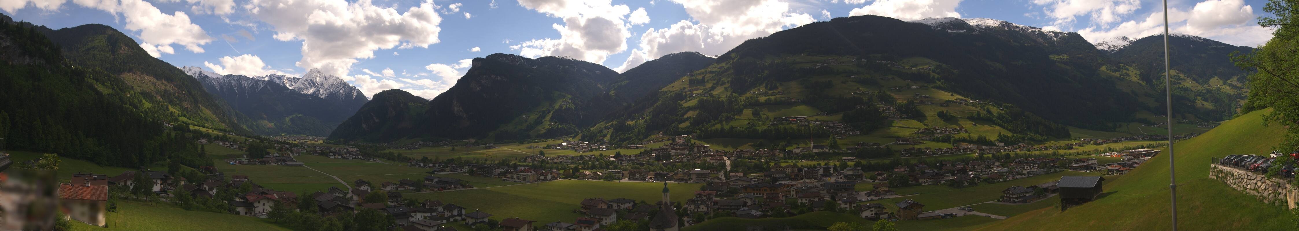Archiv Foto Webcam Blick von Bichl auf Mayrhofen