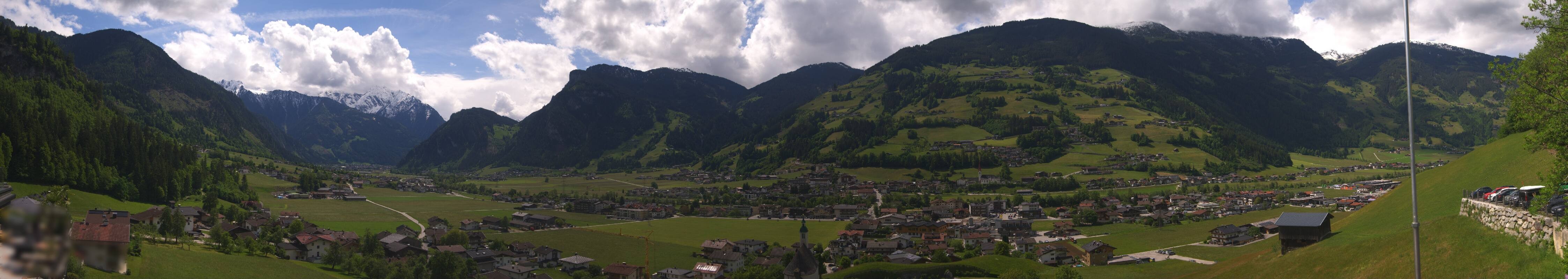 Archiv Foto Webcam Blick von Bichl auf Mayrhofen