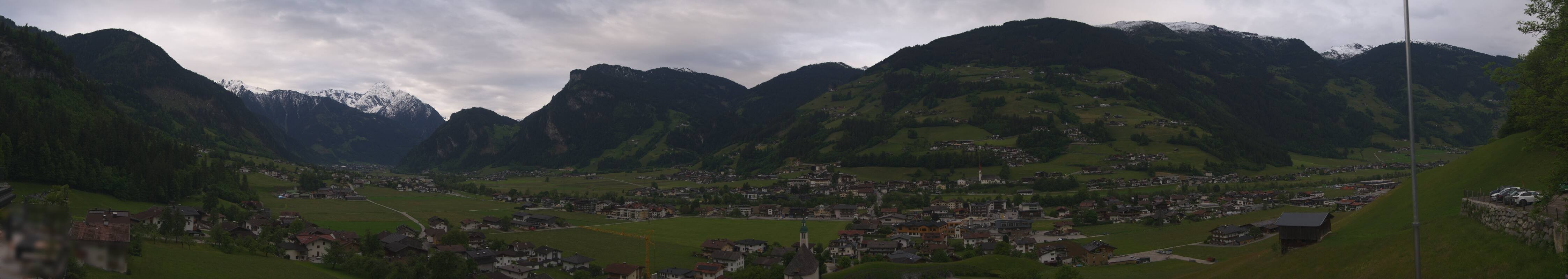 Archiv Foto Webcam Blick von Bichl auf Mayrhofen