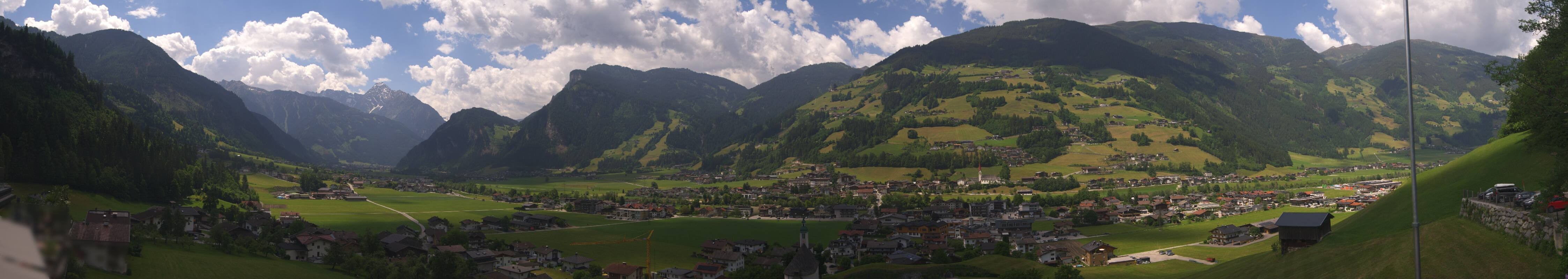 Archiv Foto Webcam Blick von Bichl auf Mayrhofen