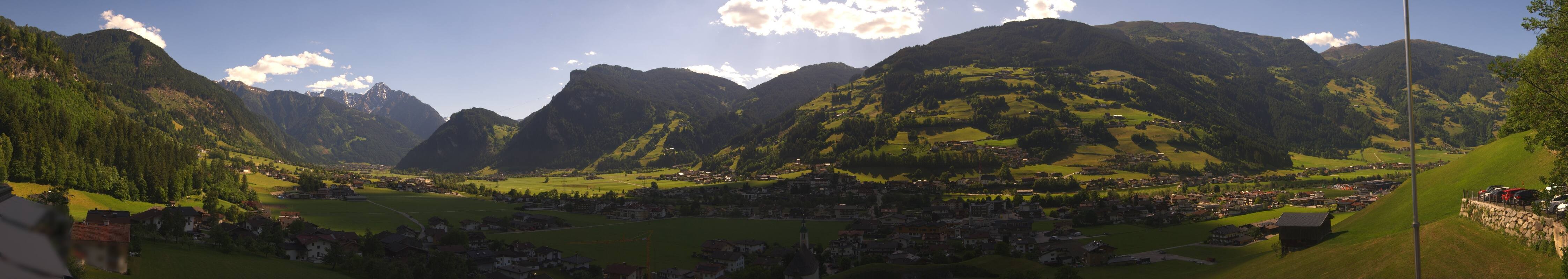Archiv Foto Webcam Blick von Bichl auf Mayrhofen