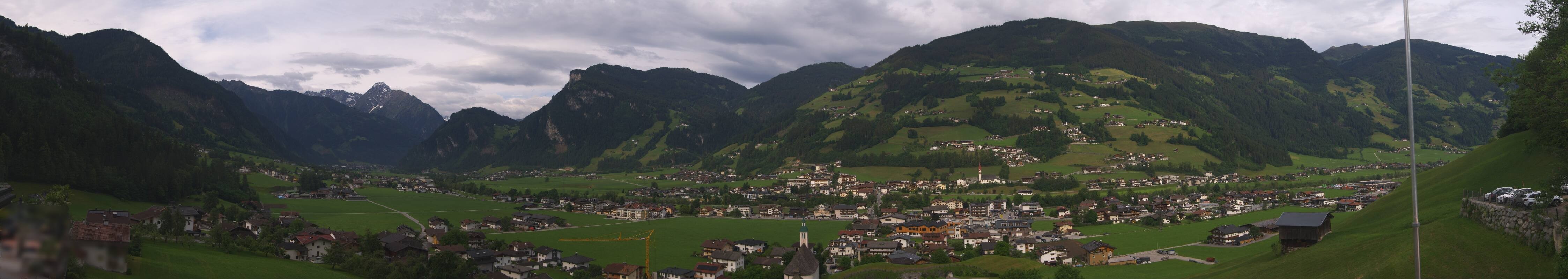 Archiv Foto Webcam Blick von Bichl auf Mayrhofen