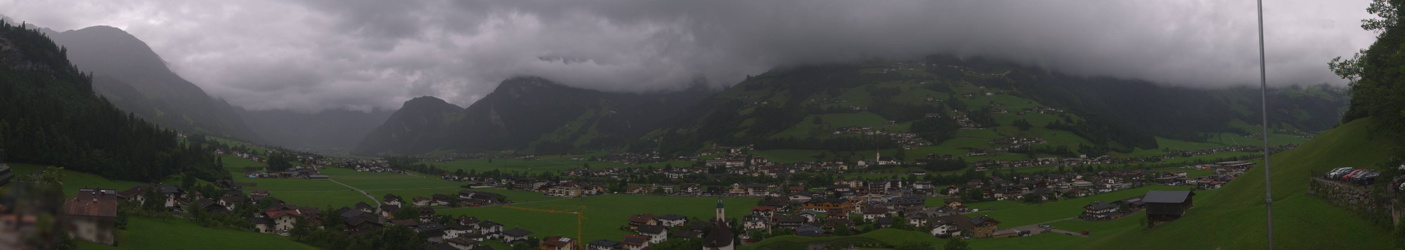Archiv Foto Webcam Blick von Bichl auf Mayrhofen