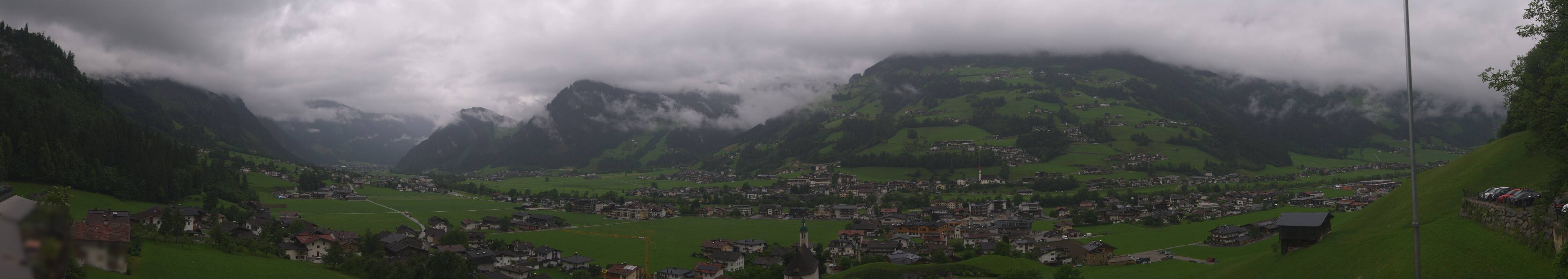 Archiv Foto Webcam Blick von Bichl auf Mayrhofen