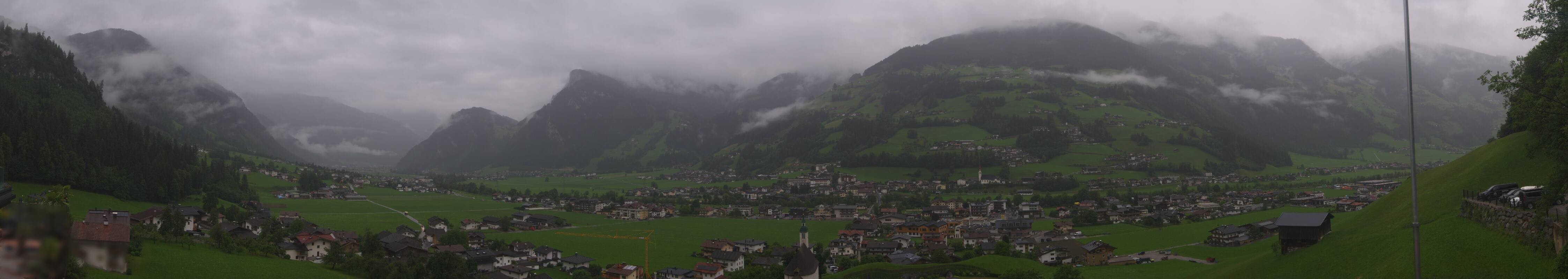 Archiv Foto Webcam Blick von Bichl auf Mayrhofen