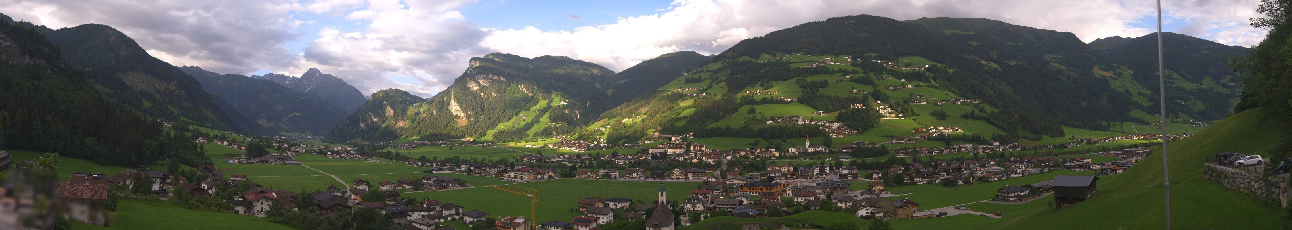 Archiv Foto Webcam Blick von Bichl auf Mayrhofen