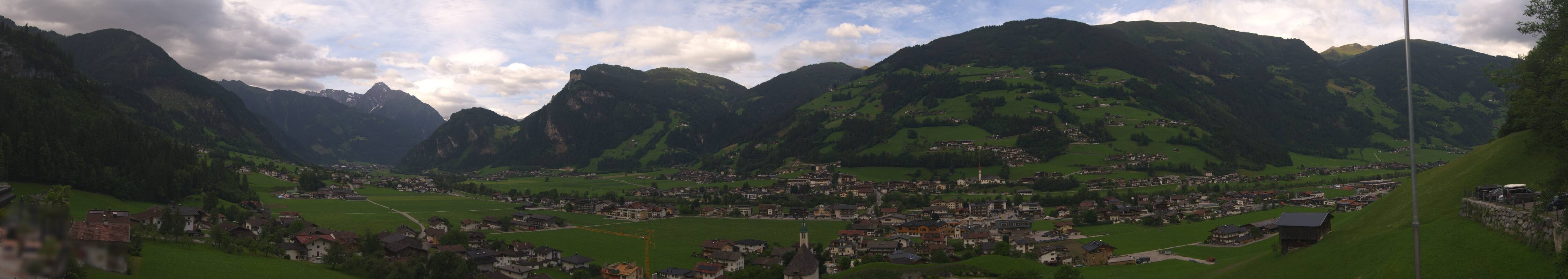 Archiv Foto Webcam Blick von Bichl auf Mayrhofen