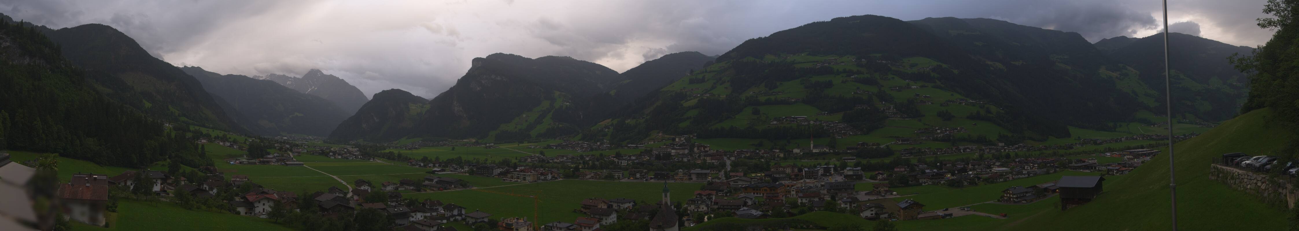 Archiv Foto Webcam Blick von Bichl auf Mayrhofen