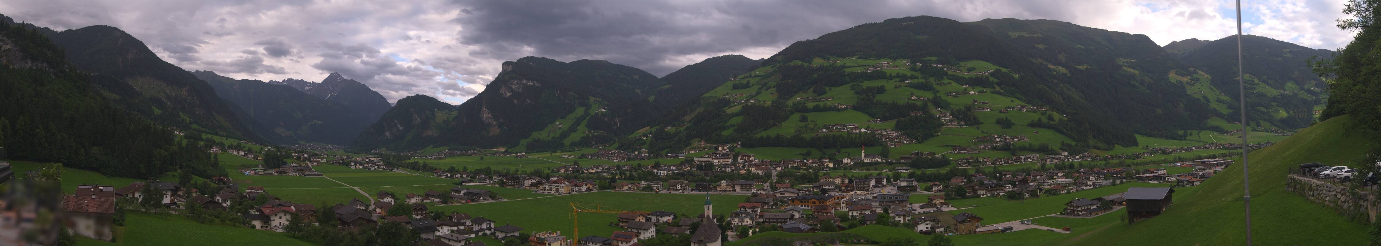 Archiv Foto Webcam Blick von Bichl auf Mayrhofen