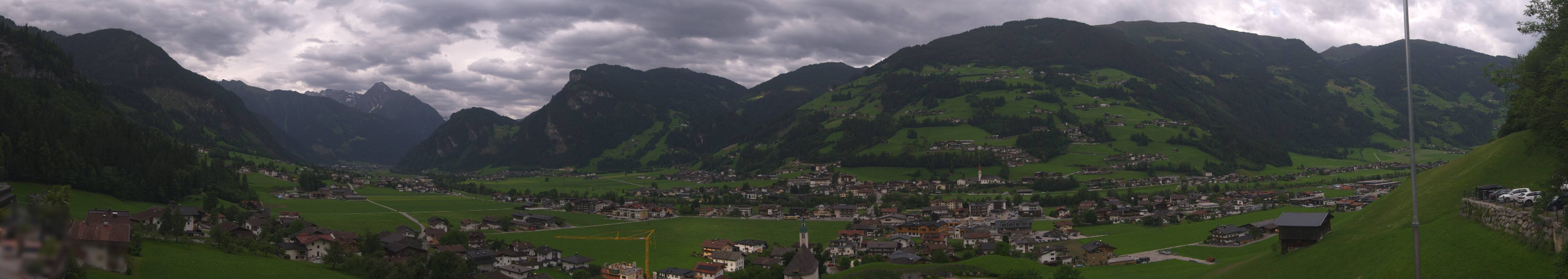Archiv Foto Webcam Blick von Bichl auf Mayrhofen
