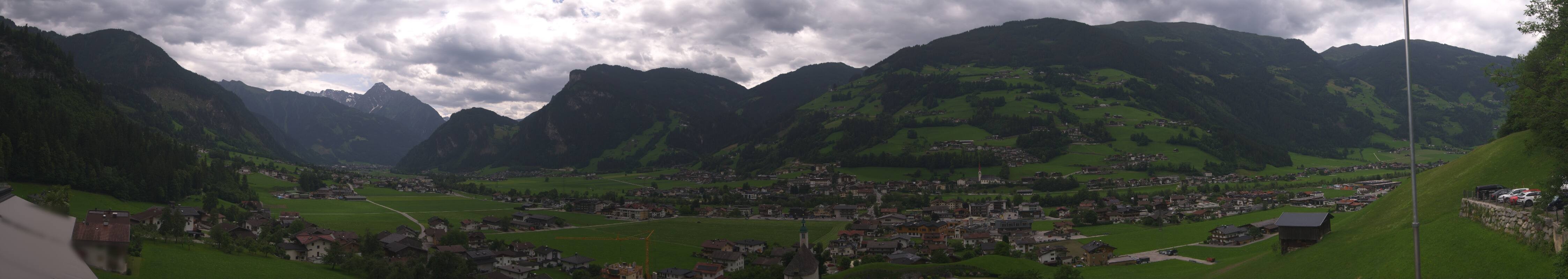 Archiv Foto Webcam Blick von Bichl auf Mayrhofen