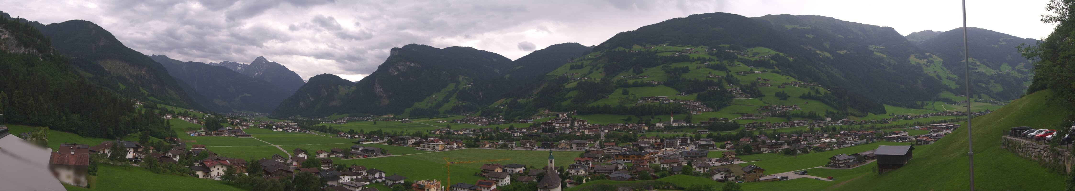 Archiv Foto Webcam Blick von Bichl auf Mayrhofen