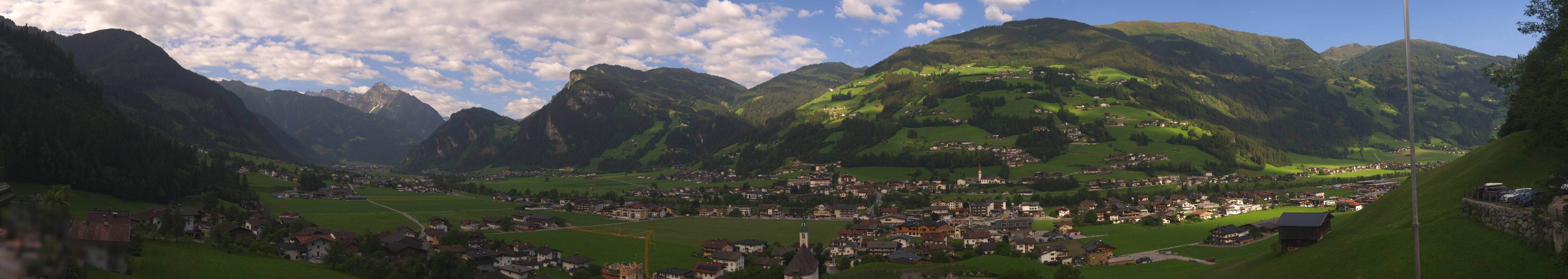 Archiv Foto Webcam Blick von Bichl auf Mayrhofen