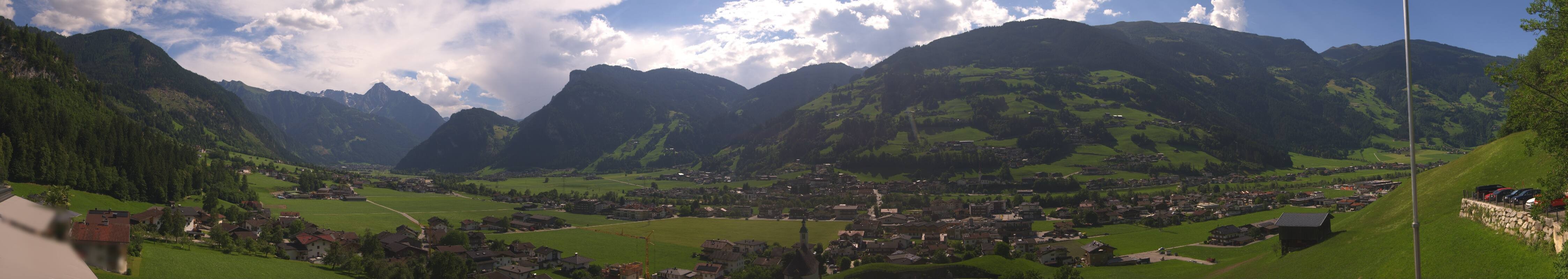 Archiv Foto Webcam Blick von Bichl auf Mayrhofen