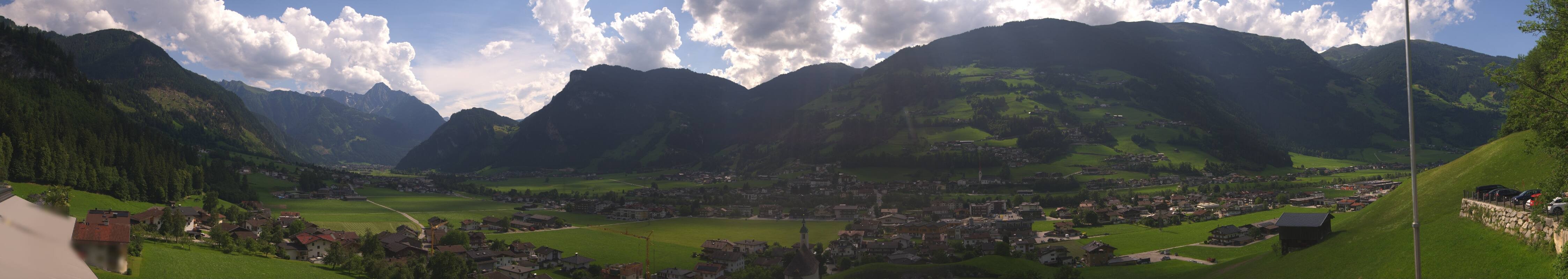 Archiv Foto Webcam Blick von Bichl auf Mayrhofen