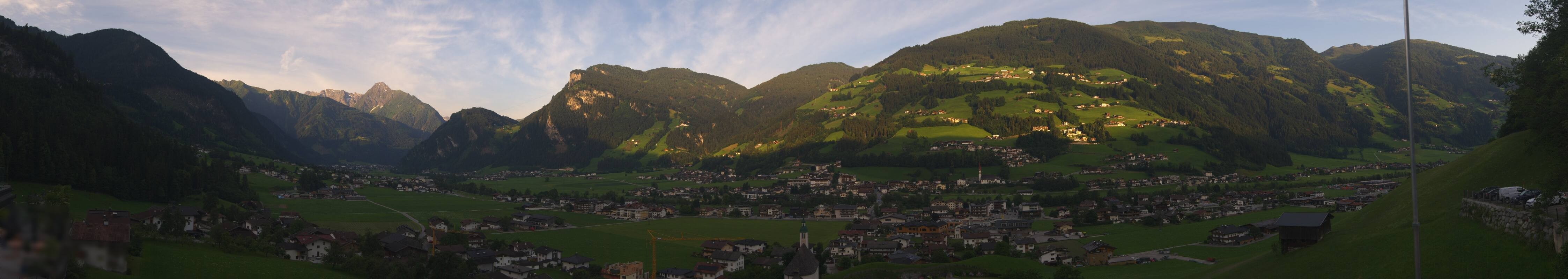Archiv Foto Webcam Blick von Bichl auf Mayrhofen