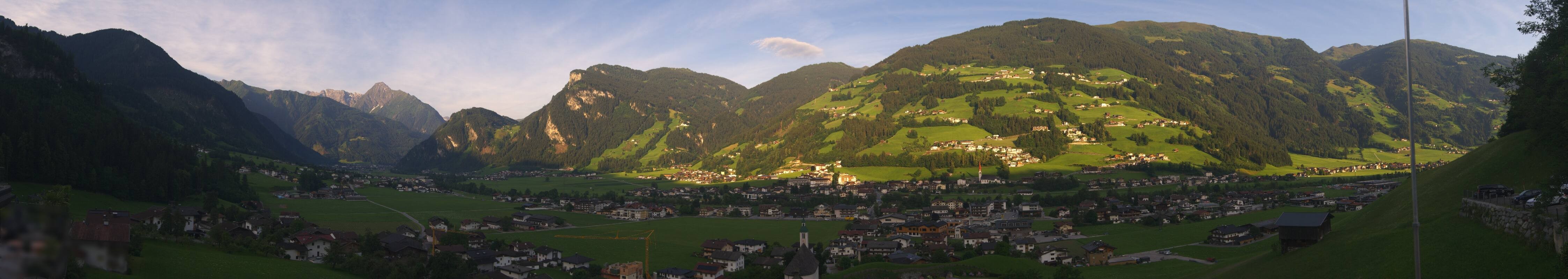 Archiv Foto Webcam Blick von Bichl auf Mayrhofen