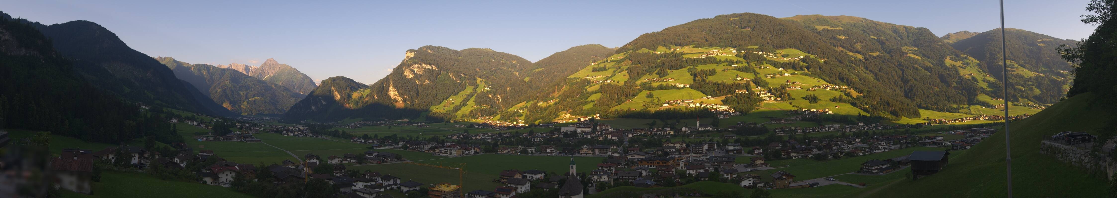 Archiv Foto Webcam Blick von Bichl auf Mayrhofen