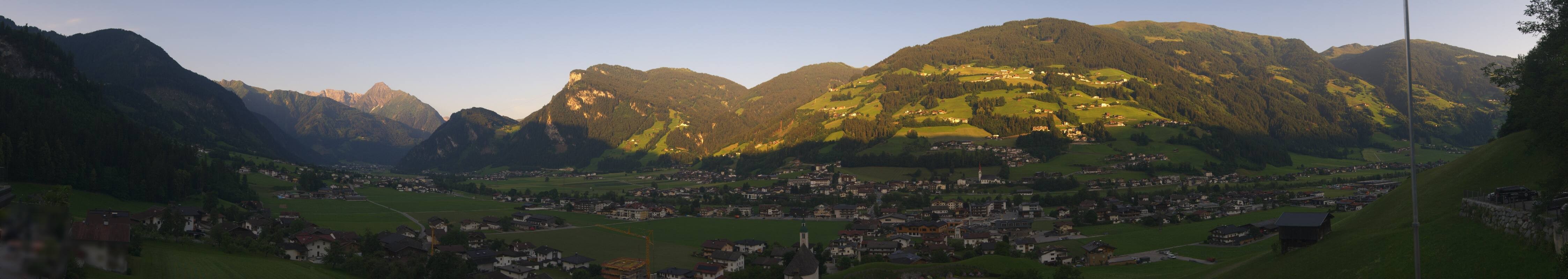 Archiv Foto Webcam Blick von Bichl auf Mayrhofen