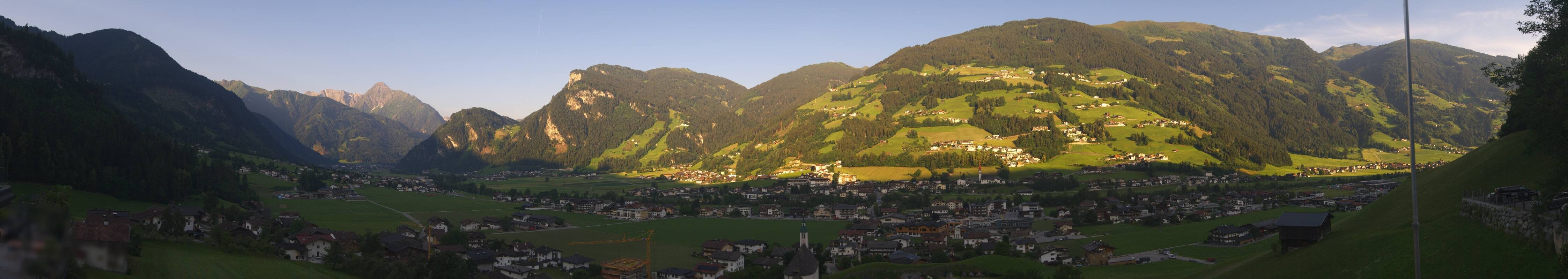 Archiv Foto Webcam Blick von Bichl auf Mayrhofen