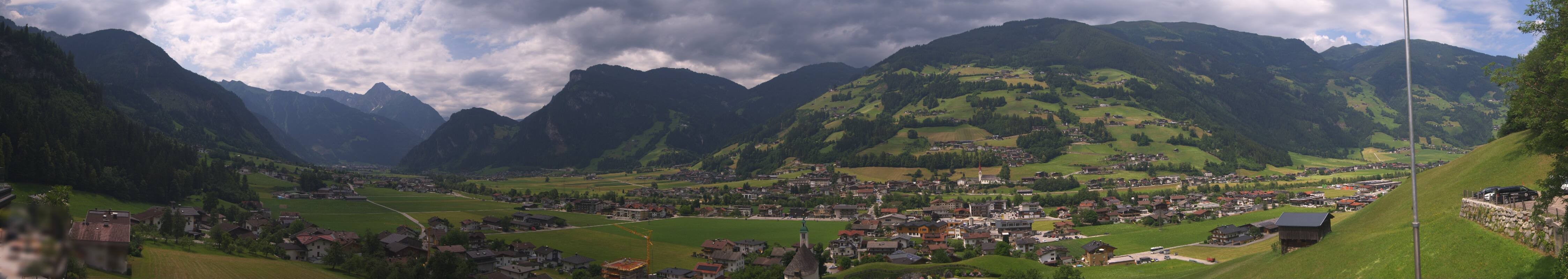 Archiv Foto Webcam Blick von Bichl auf Mayrhofen