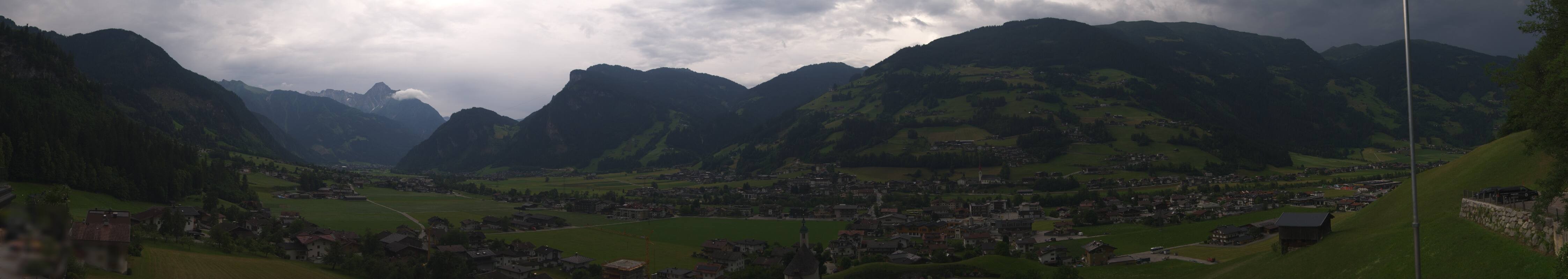 Archiv Foto Webcam Blick von Bichl auf Mayrhofen