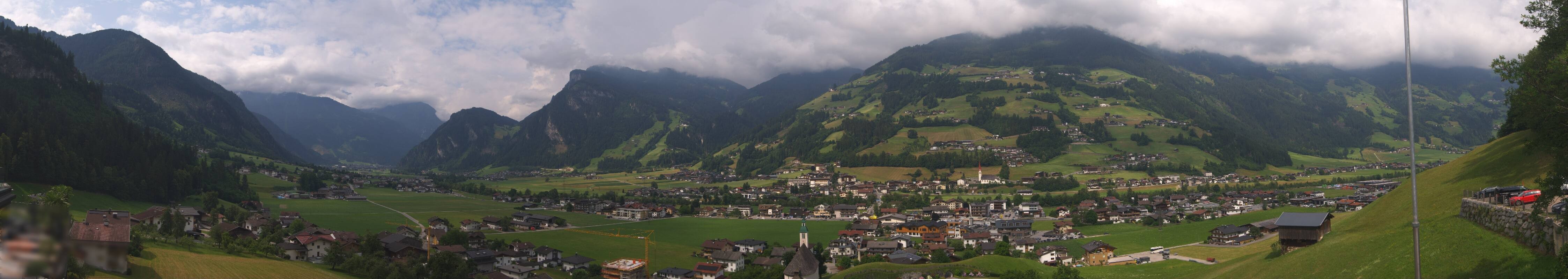 Archiv Foto Webcam Blick von Bichl auf Mayrhofen