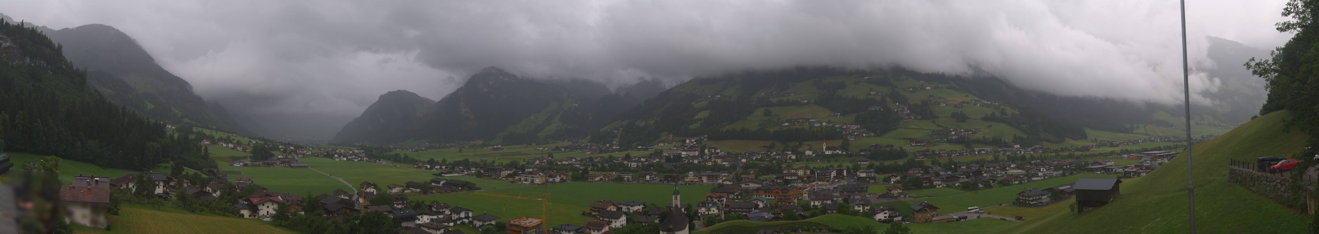 Archiv Foto Webcam Blick von Bichl auf Mayrhofen