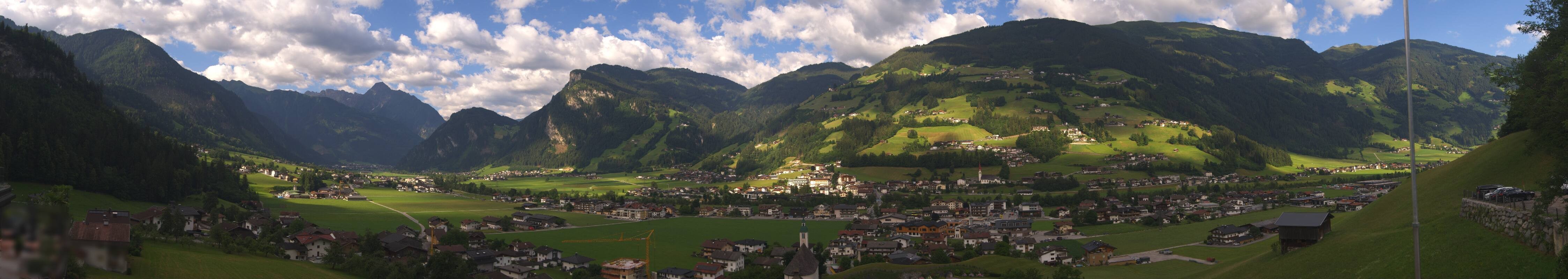 Archiv Foto Webcam Blick von Bichl auf Mayrhofen