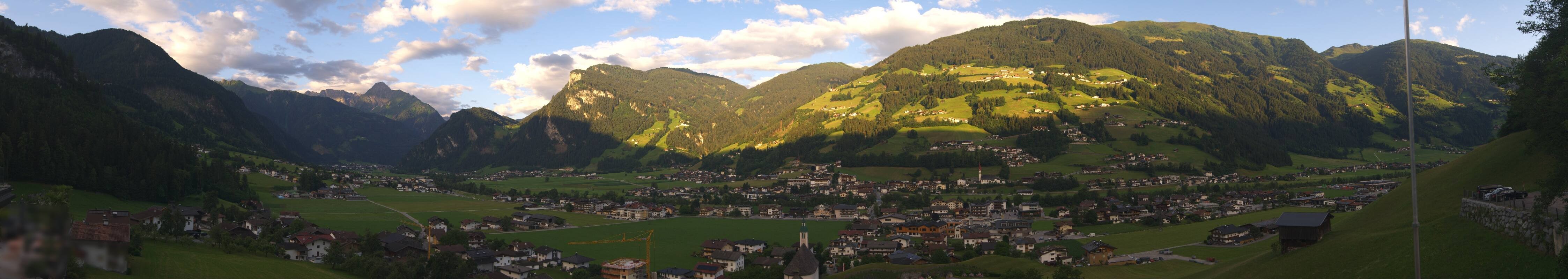 Archiv Foto Webcam Blick von Bichl auf Mayrhofen