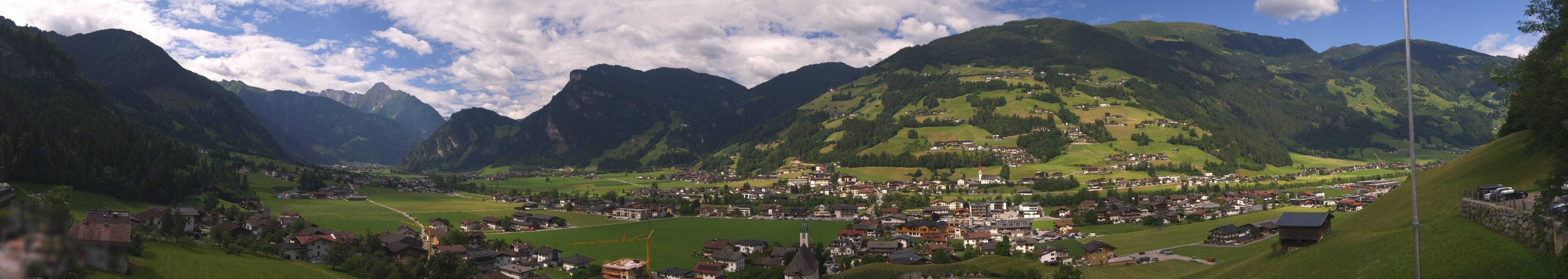 Archiv Foto Webcam Blick von Bichl auf Mayrhofen