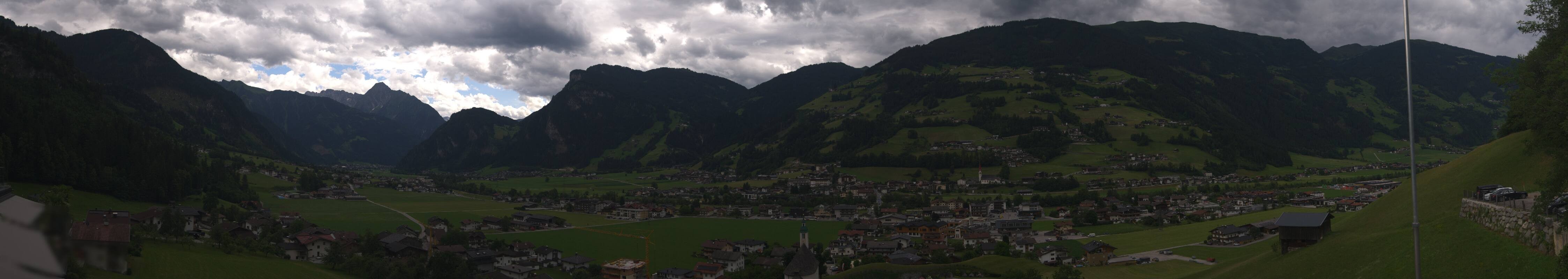 Archiv Foto Webcam Blick von Bichl auf Mayrhofen